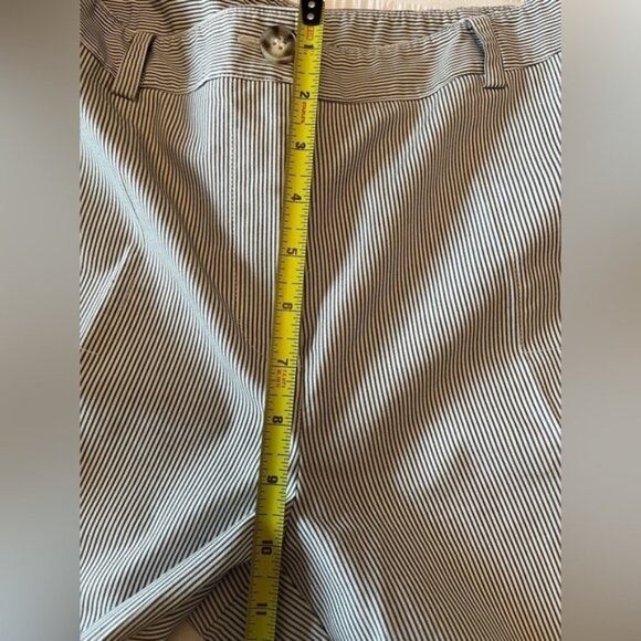 Julie Mitchell Conductor Stripe Grey White Cargo Cropped Pants Vacation Travel - Picture 13 of 13